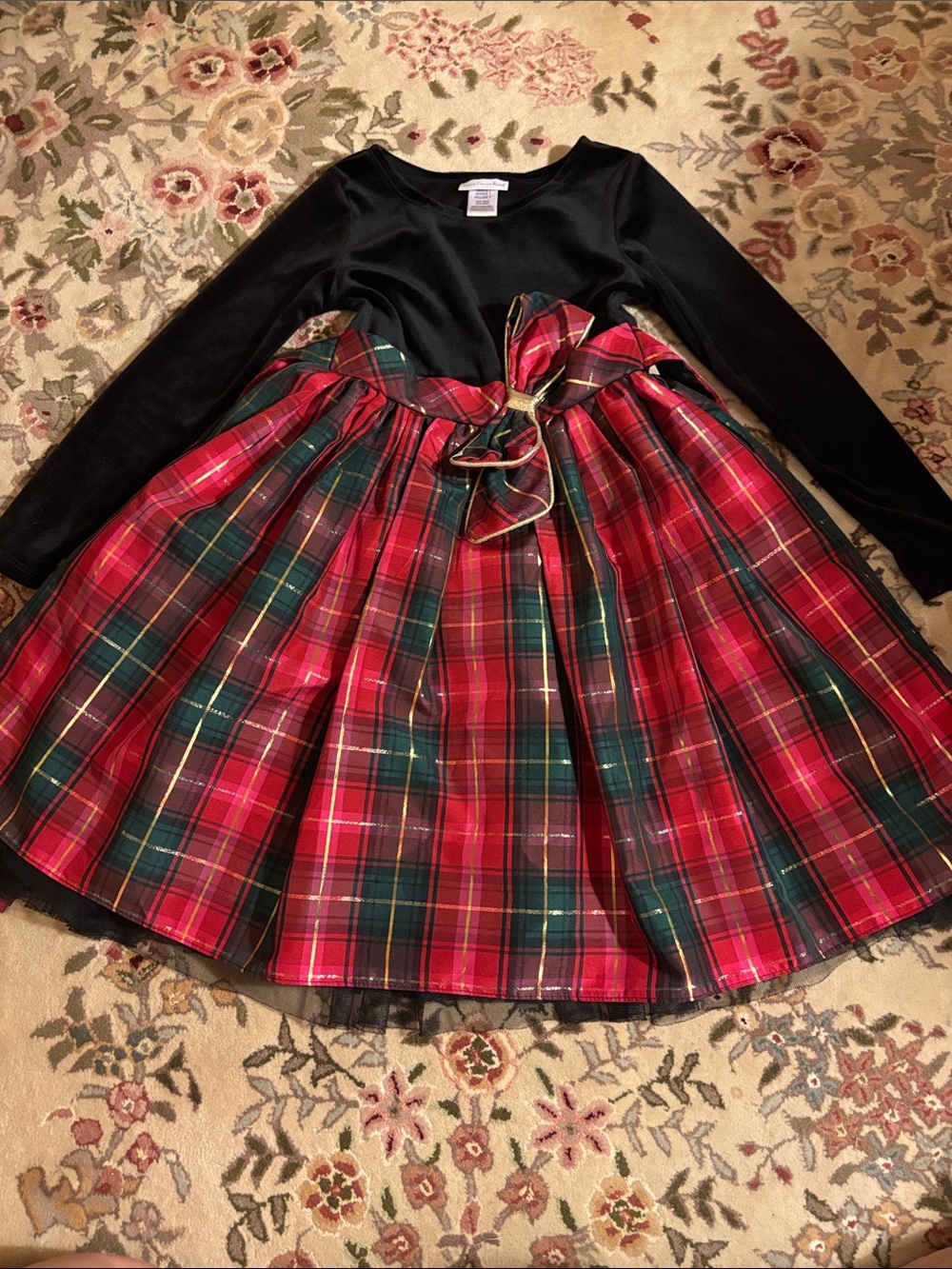Sweet Heart Rose Black Velvet Top with Red Tartan Skirt Party Dress